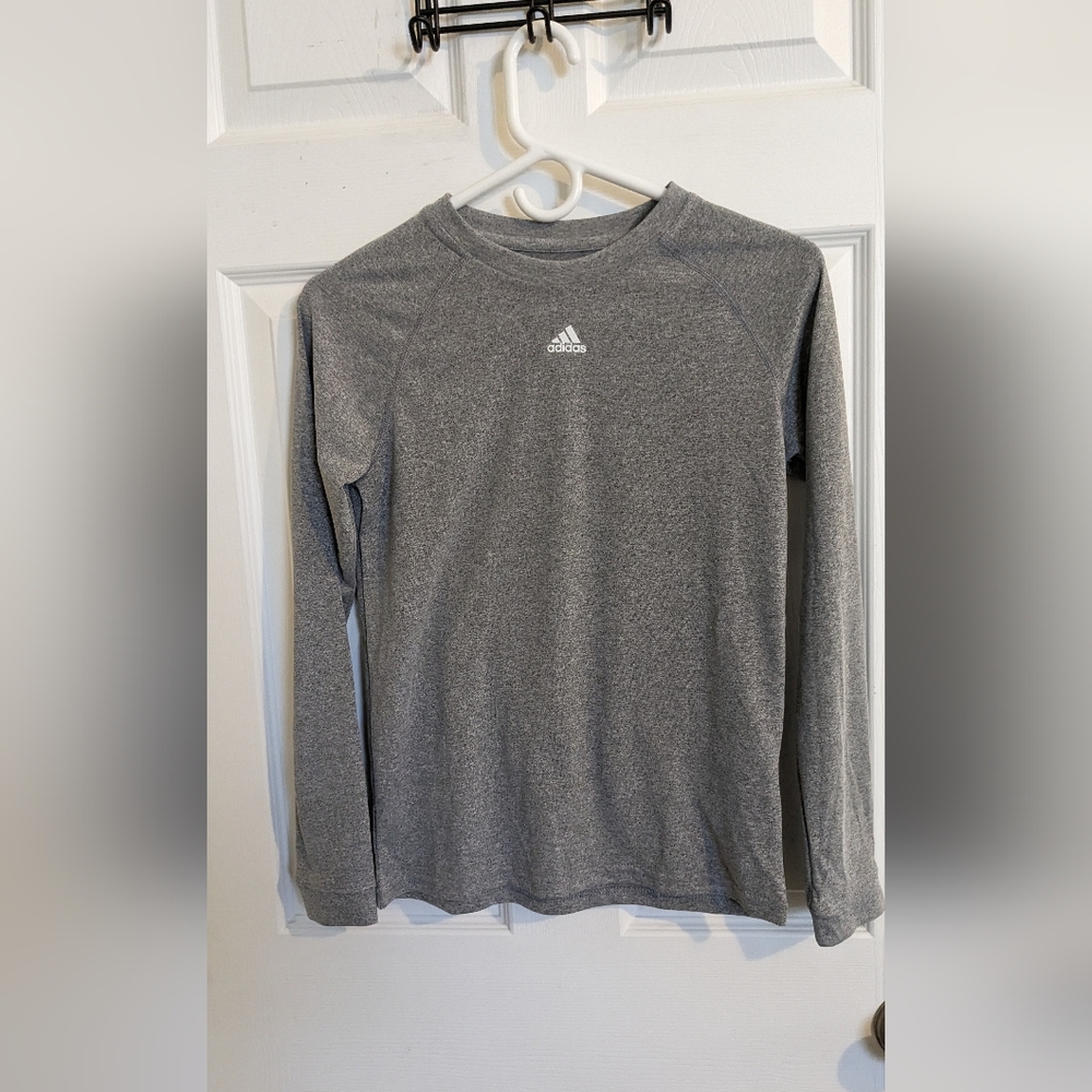 Adidas gray long sleeve athletic top M